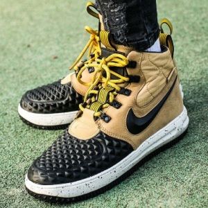 Nike Women's Black and Tan High-Top Sneakers